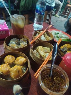 hilokal-notebook-image