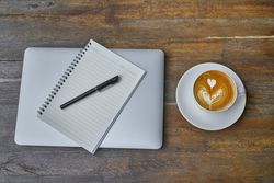 hilokal-notebook-image