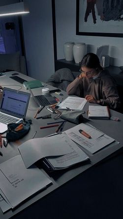 hilokal-notebook-image